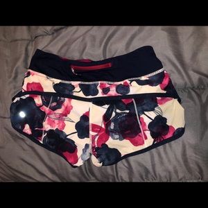NWOT lululemon shorts